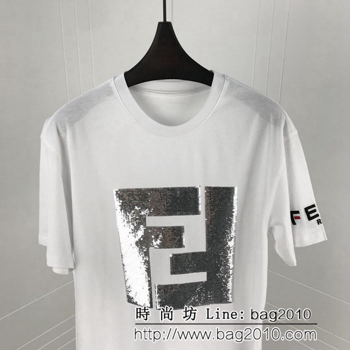 FENDI芬迪 19ss早春新款 袖子字母刺繡logo 純棉短袖 男女同款 ydi1770